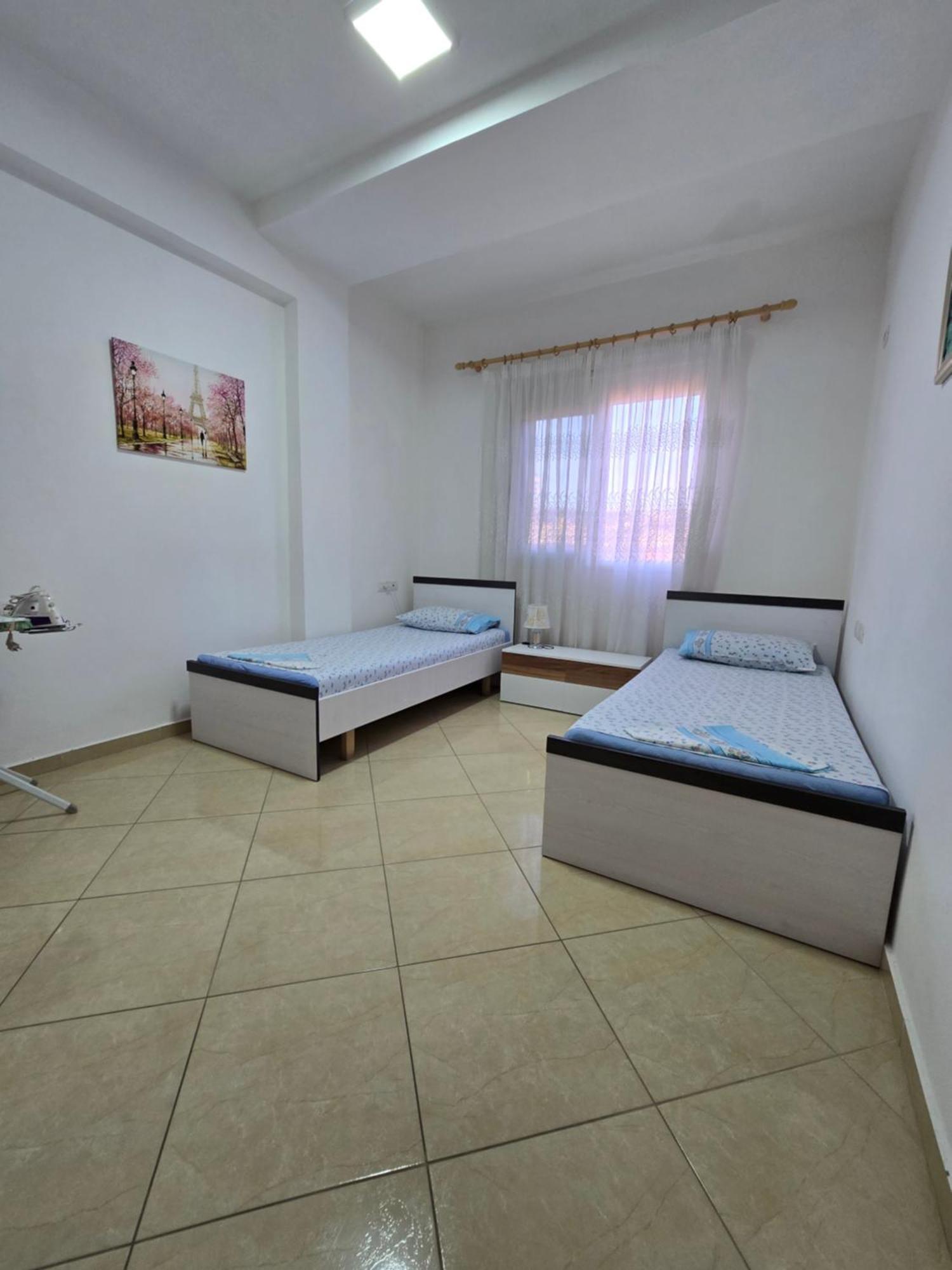 Modern , Quiet , Family Friendly & Fully Furnished Apartment Vlorë Exterior foto