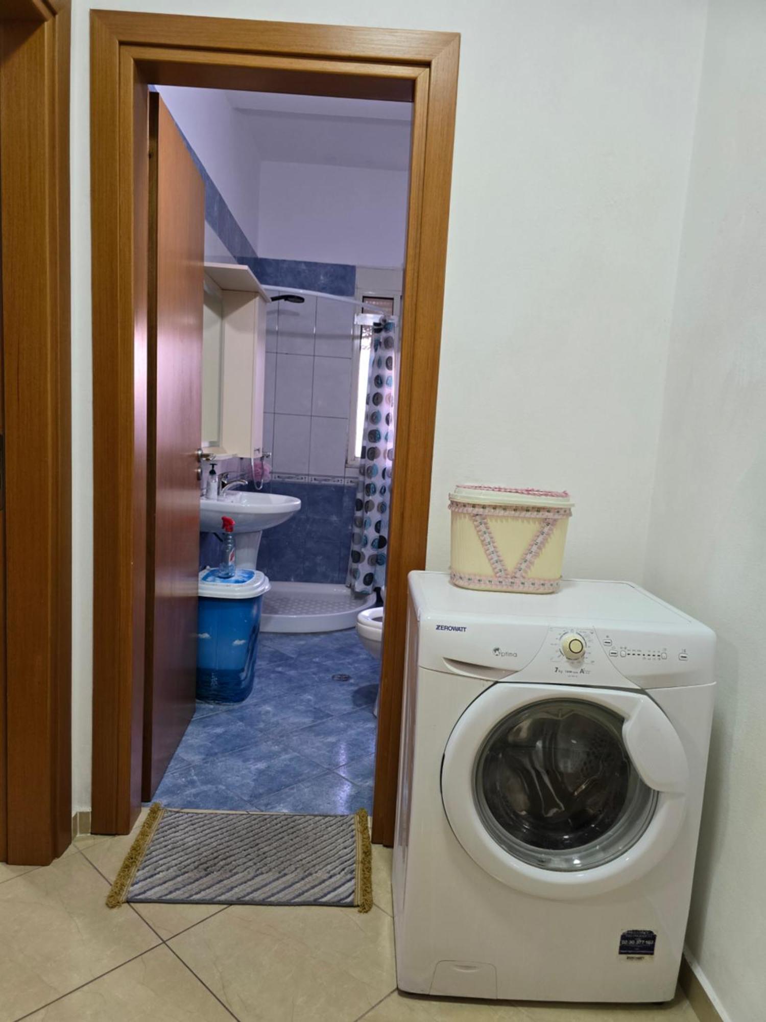 Modern , Quiet , Family Friendly & Fully Furnished Apartment Vlorë Exterior foto